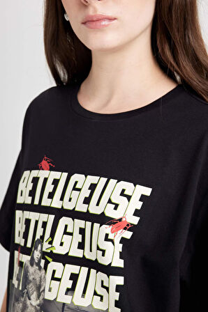 DeFacto Coool Beetlejuice Oversize Geniş Kalıp Bisiklet Yaka Baskılı Kısa Kollu Tişört D8093AX24AUBK81