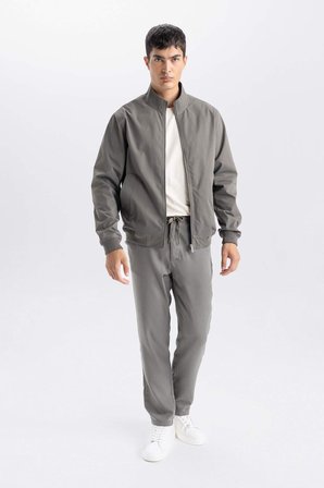 DeFacto Slim Fit Dar Kesim Dik Yaka Fermuarlı Mont D7338AX25SPKH464