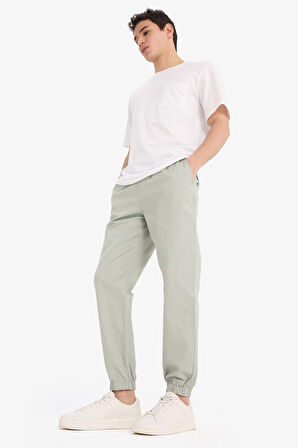 DeFacto Jogger Slim Fit Dar Kesim Beli Bağcıklı Gabardin Pantolon D8607AX25SPGN1255