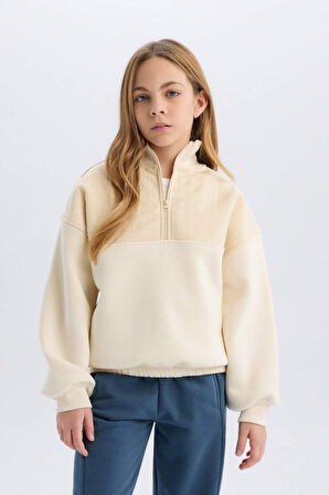 DeFacto Kız Çocuk Oversize Geniş Kalıp Yarım Fermuarlı Basic Düz İçi Yumuşak Tüylü Sweatshirt D6184A824WNBG734