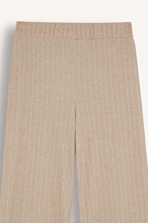 DeFacto Regular Beli Lastikli Basic Düz Fit Fitilli Kaşkorse Geniş Paça Pantolon D7437AX24WNBG775