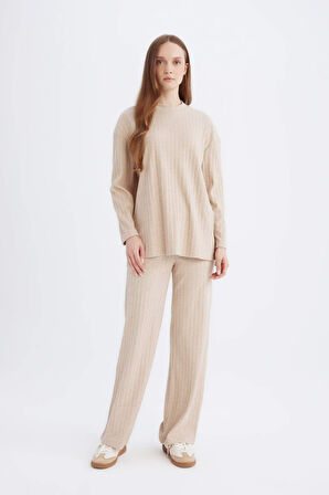 DeFacto Regular Beli Lastikli Basic Düz Fit Fitilli Kaşkorse Geniş Paça Pantolon D7437AX24WNBG775