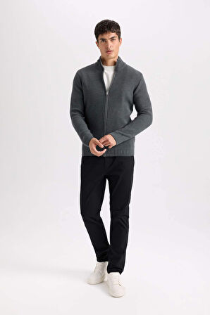 DeFacto Yazlık Gabardin Chino Kanvas Pantolon Slim Fit Dar Kesim Dar Paça Cepli B2089AX25SPBK81