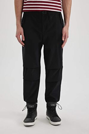 DeFacto Pantolon Relax Fit Esnek Bantlı Paça C2844AX24SPBK81