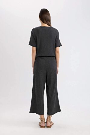 DeFacto Wide Leg Geniş Bol Paça Normal Bel Bürümcük Kapri Pantolon C4329AX24SPBK81