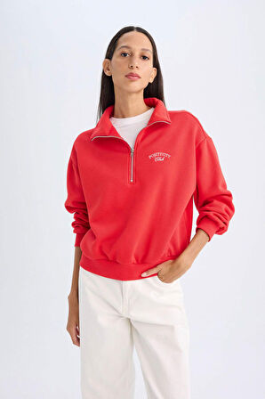 DeFacto Regular Fit Yarım Fermuarlı Dik Yaka Baskılı Kalın Kırmızı Sweatshirt D5299AX24AURD117