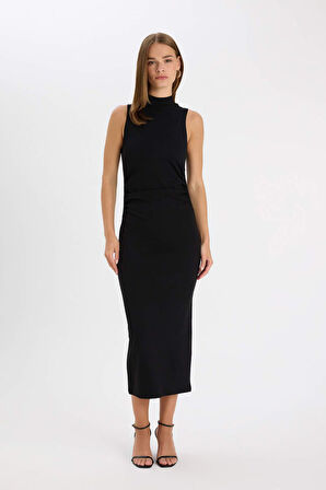 DeFacto Bodycon Vücudu Saran Basic Düz Yarım Balıkçı Yaka Kolsuz Maxi Siyah Elbise D5067AX24AUBK81