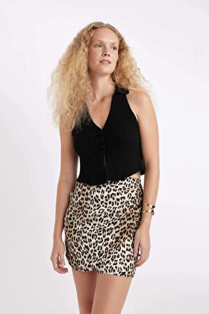 DeFacto Coool Slim Fit Dar Kesim Düğmeli Triko Yelek	 D3584AX24HSBK27