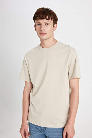 DeFacto New Regular Fit Bisiklet Yaka Basic Düz %100 Pamuk Kısa Kollu Tişört V7699AZ24AUBG735