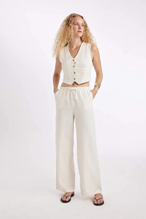 DeFacto Keten Karışımlı Pantolon Wide Leg Geniş Bol Paça Bağcıklı Üç Cepli Basic Düz Normal Bel Standart Boy D1010AX24HSER42