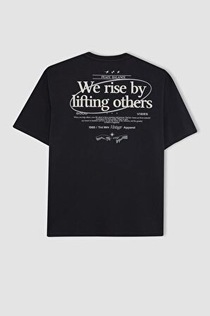 DeFacto %100 Pamuk Oversize Geniş Kalıp Bisiklet Yaka Baskılı Kısa Kollu Tişört C7165AX24SMAR138