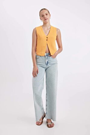 DeFacto Regular Fit V Yaka Keten Karışımlı Yelek D3507AX24HSYL157