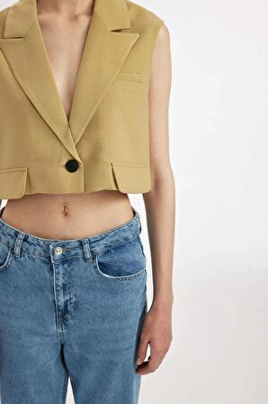 DeFacto Crop Ceket Yaka Basic Düz Blazer Yelek D1199AX24SMKH485