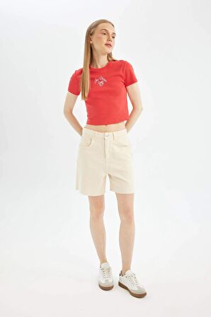 DeFacto Coool Regular Fit Normal Bel Kısa Paça Gabardin Şort D0964AX24SMER103