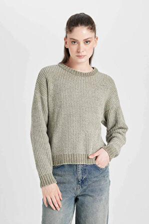 DeFacto Regular Fit Bisiklet Yaka Triko Kazak C6227AX24CWKH196