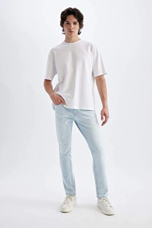 DeFacto Pedro Slim Fit Dar Kalıp Normal Bel Dar Paça Jean Pantolon D1818AX24SMNM63