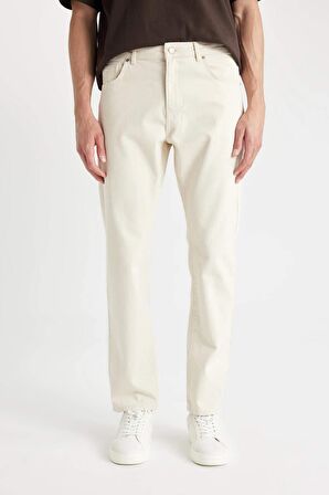Straight Fit Normal Kalıp Normal Bel Boru Paça Jean Pantolon
