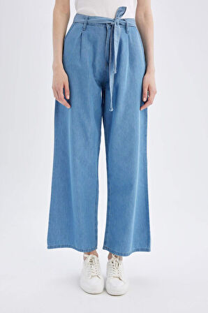DeFacto Wide Leg Yüksek Bel Geniş Paça Uzun Jean Pantolon D2433AX24SMNM85
