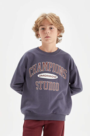 DeFacto Erkek Çocuk Oversize Geniş Kalıp Bisiklet Yaka Yazı Baskılı Okul Sweatshirt D0983A824AUIN254