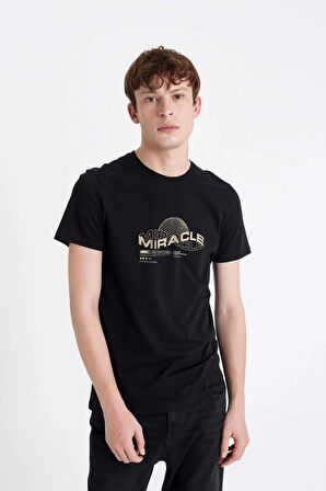 DeFacto Slim Fit Bisiklet Yaka Baskılı Kısa Kollu Tişört C6915AX24SMBK81