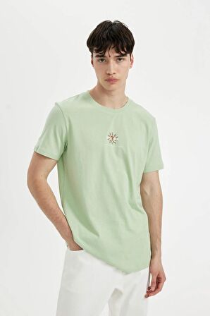 DeFacto Slim Fit Bisiklet Yaka Baskılı Kısa Kollu Tişört C6913AX24SMGN1172