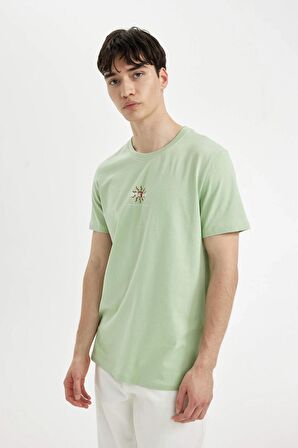 DeFacto Slim Fit Bisiklet Yaka Baskılı Kısa Kollu Tişört C6913AX24SMGN1172
