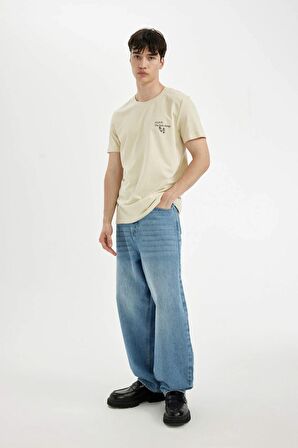 DeFacto Slim Fit Dar Kesim Bisiklet Yaka Baskılı Kısa Kollu Tişört C6912AX24SMBG307