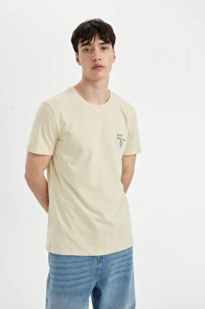 DeFacto Slim Fit Bisiklet Yaka Baskılı Kısa Kollu Tişört C6912AX24SMBG307