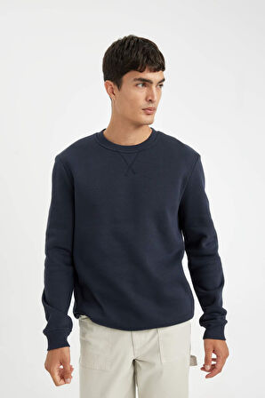 DeFacto Regular Fit Bisiklet Yaka Kalın Basic Düz Sweatshirt T3777AZ24AUNV71