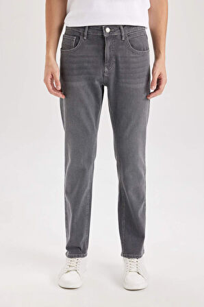 DeFacto Sergio Regular Fit Normal Kalıp Normal Bel Boru Paça Jean Pantolon B7349AX24AUNM55