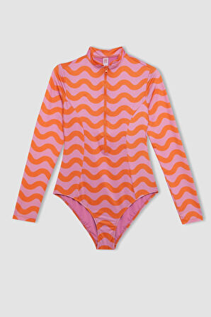 DeFacto Regular Fit Baskılı Sörf Mayo-Fall in Love D1071AXNSOG313