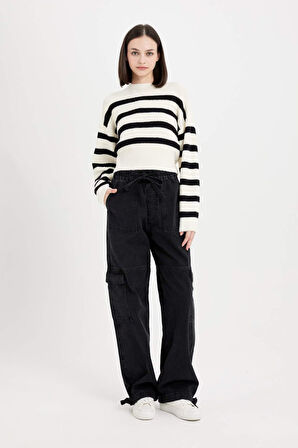 DeFacto Regular Fit Çizgili Bisiklet Yaka Triko Kazak	 R1285AZ24CWBK27