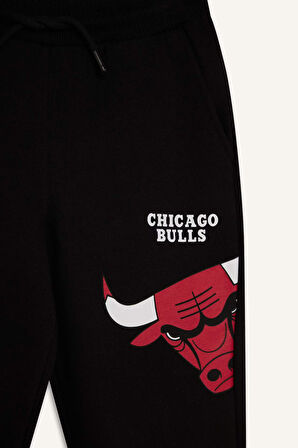 DeFacto Erkek Çocuk NBA Chicago Bulls Beli Paçası Lastikli Jogger Eşofman Altı D8016A824WNBK81