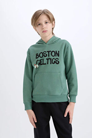 DeFacto Erkek Çocuk NBA Boston Celtics Kapüşonlu İçi Yumuşak Tüylü Sırt Baskılı Sweatshirt D8020A824WNGN757