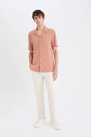 	Modern Fit Polo Yaka Dokulu Penye Kısa Kollu Gömlek