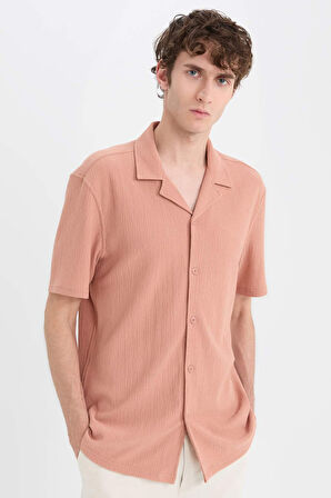 	Modern Fit Polo Yaka Dokulu Penye Kısa Kollu Gömlek