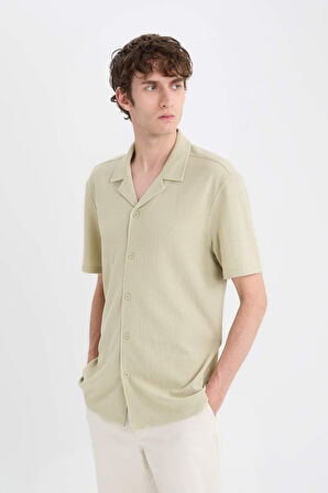 DeFacto 	Modern Fit Polo Yaka Dokulu Penye Kısa Kollu Gömlek C4125AX25SMKH439