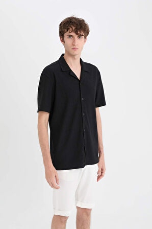 DeFacto 	Modern Fit Polo Yaka Dokulu Penye Kısa Kollu Siyah Gömlek C4125AX25SMBK81