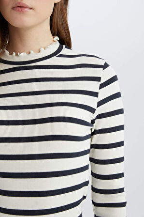 DeFacto Yarım Balıkçı Yaka Çizgili Uzun Kollu Tişört C5403AX25SPNV173