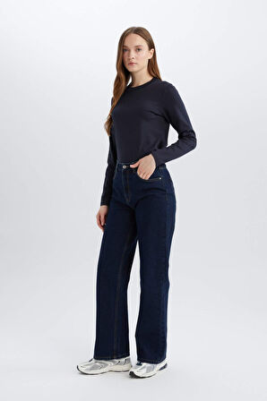 DeFacto Regular Fit Bisiklet Yaka Basic Düz Pamuklu Uzun Kollu Tişört E0289AX25SPNV173