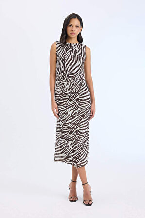 Bodycon Vücudu Saran Yarım Balıkçı Yaka Zebra Desenli  Tül Kolsuz Midi Elbise