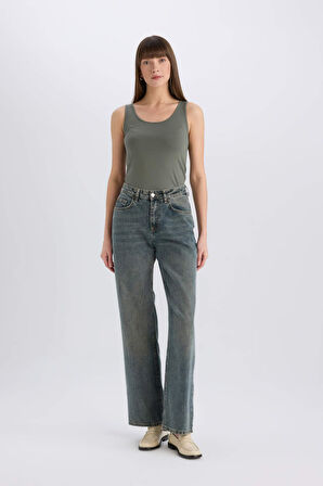 	Slim Fit Dar Kesim U Yaka Basic Düz Atlet
