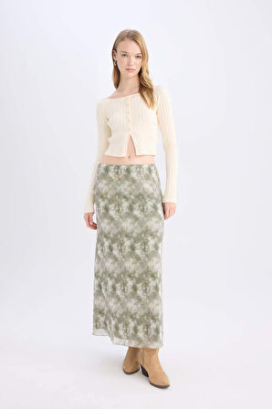 DeFacto Fitted Açık Omuz Crop Triko Kazak E0727AX24WNER222