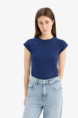 Slim Fit Dar Kesim Bisiklet Yaka Basic Düz Ribana Kısa Kollu Tişört