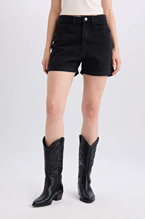 Mom Fit Yüksek Bel Katlamalı Paça Jean Şort