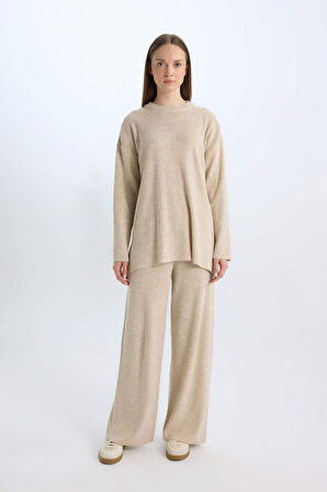 DeFacto Relax Fit Bisiklet Yaka Basic Düz Triko Tunik Kazak E2938AX24WNER13