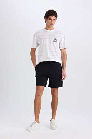 DeFacto Regular Fit Düz Paça Basic Düz Şort B8672AX25SPBK81