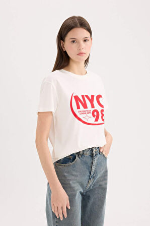 DeFacto Regular Fit Bisiklet Yaka Baskılı Kısa Kollu Tişört D9603AX25SMWT32