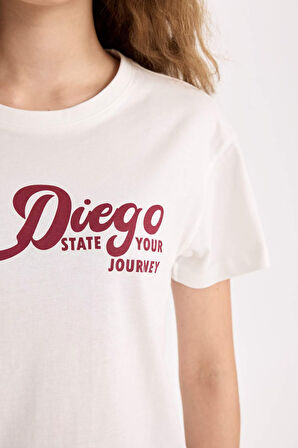 DeFacto Regular Fit Bisiklet Yaka Baskılı Kısa Kollu Tişört D9598AX25SMWT32