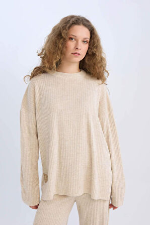 DeFacto Regular Fit Bisiklet Yaka Sırt Baskılı Kısa Kollu Tişört D9609AX25SMBG655